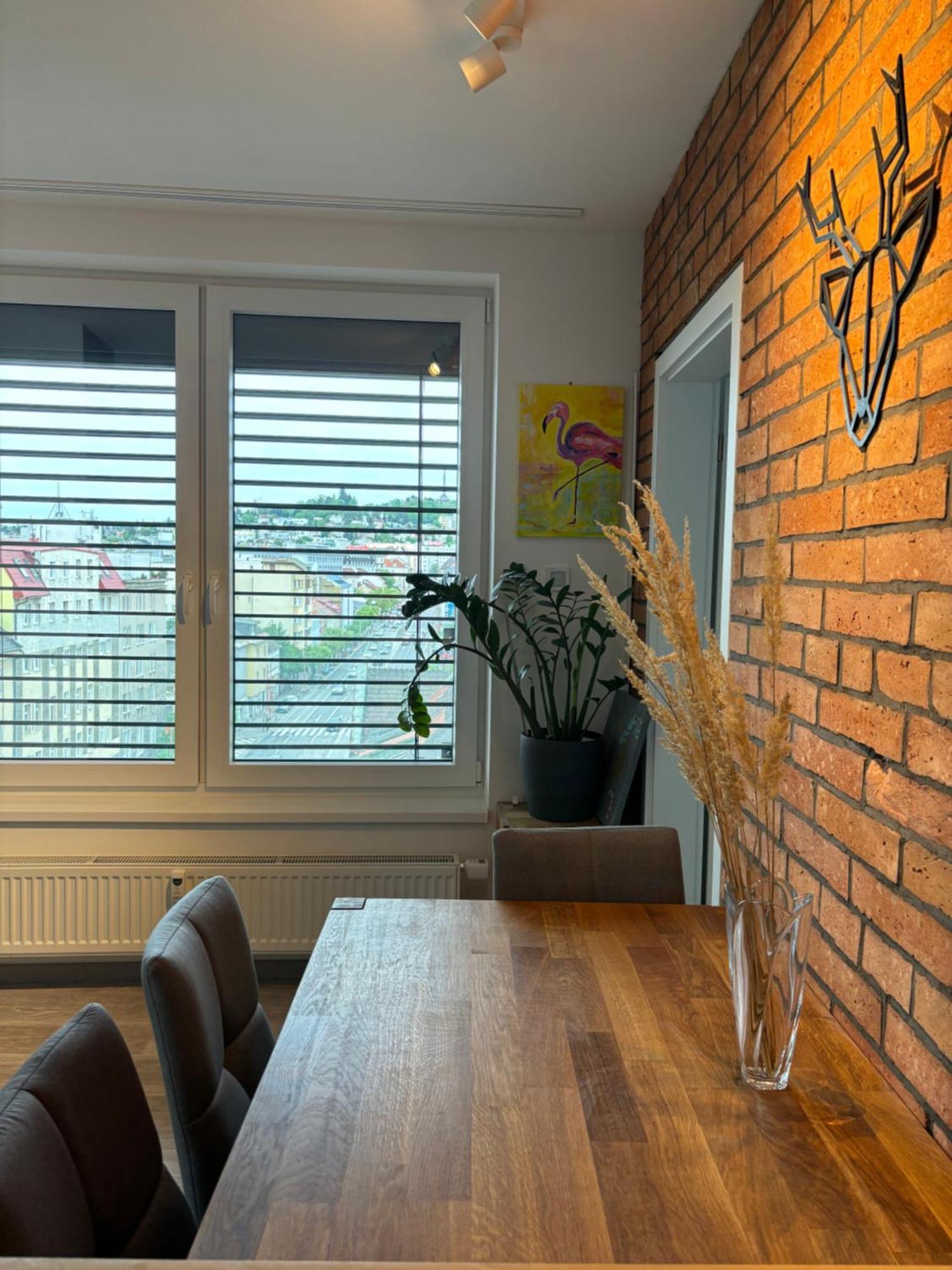 Premiere Apartment Bratislava - Private Parking Zewnętrze zdjęcie